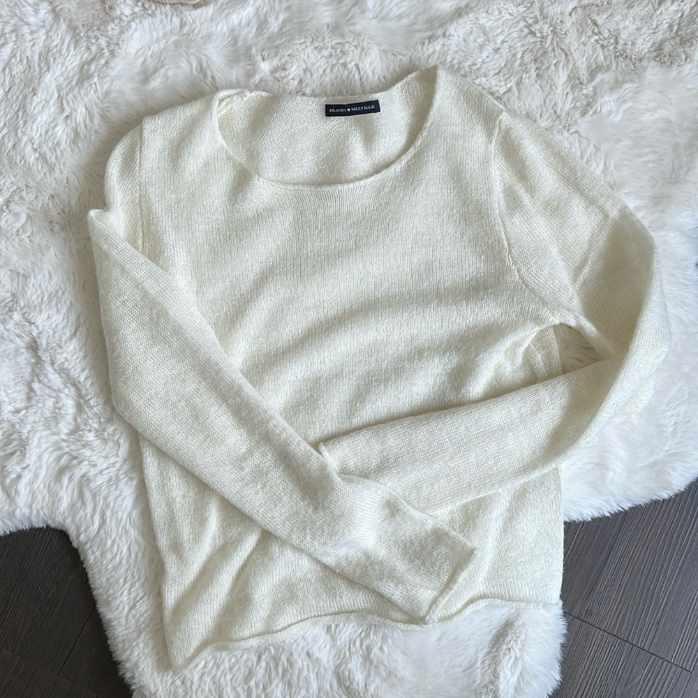 brandy melville sweater